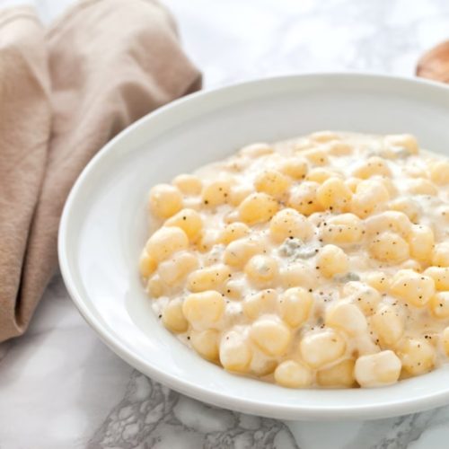 Le ricette della tradizione: GNOCCHI AL RASCHERA E NOCCIOLE