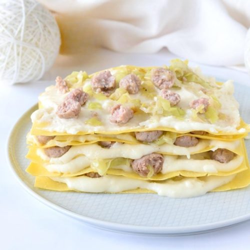 The recipes of Piedmontese tradition: lasagna with leek béchamel and Bra sausage